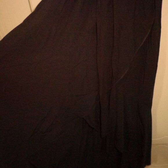 NEW GRECERELLE Maxi Wrap Dress M Black Waist Ties Ruffled Cap Sleeves V-Neck - Picture 8 of 16